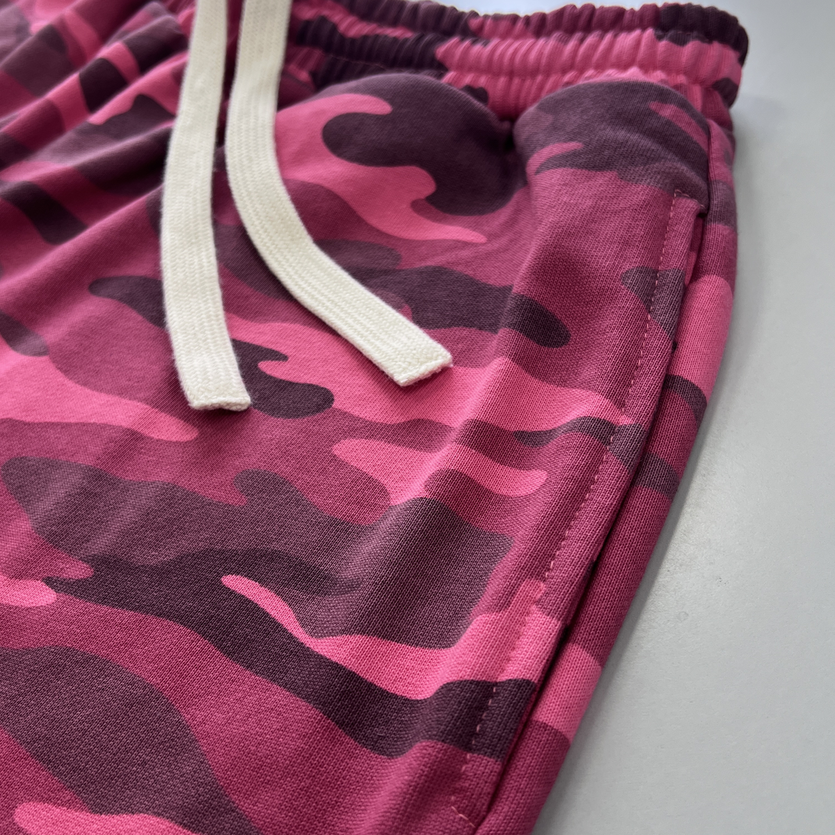 Unisex Heavyweight 100% Cotton French Terry Rose Camo Shorts (420GSM)