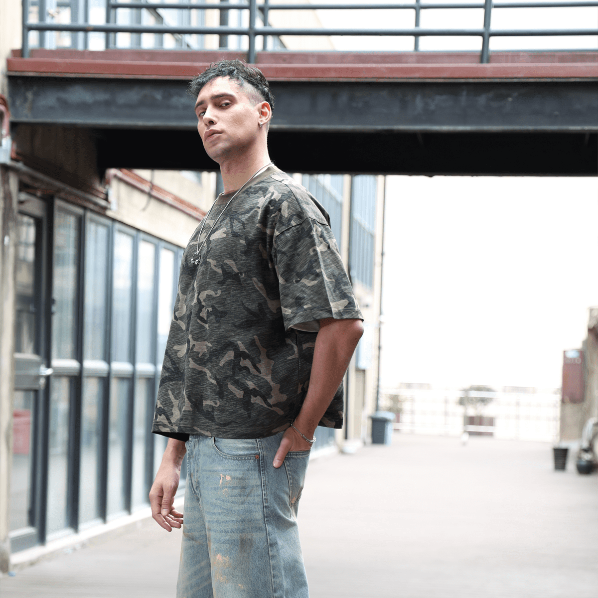 Unisex Heavyweight Camo Cropped Oversized T-Shirt (205GSM)