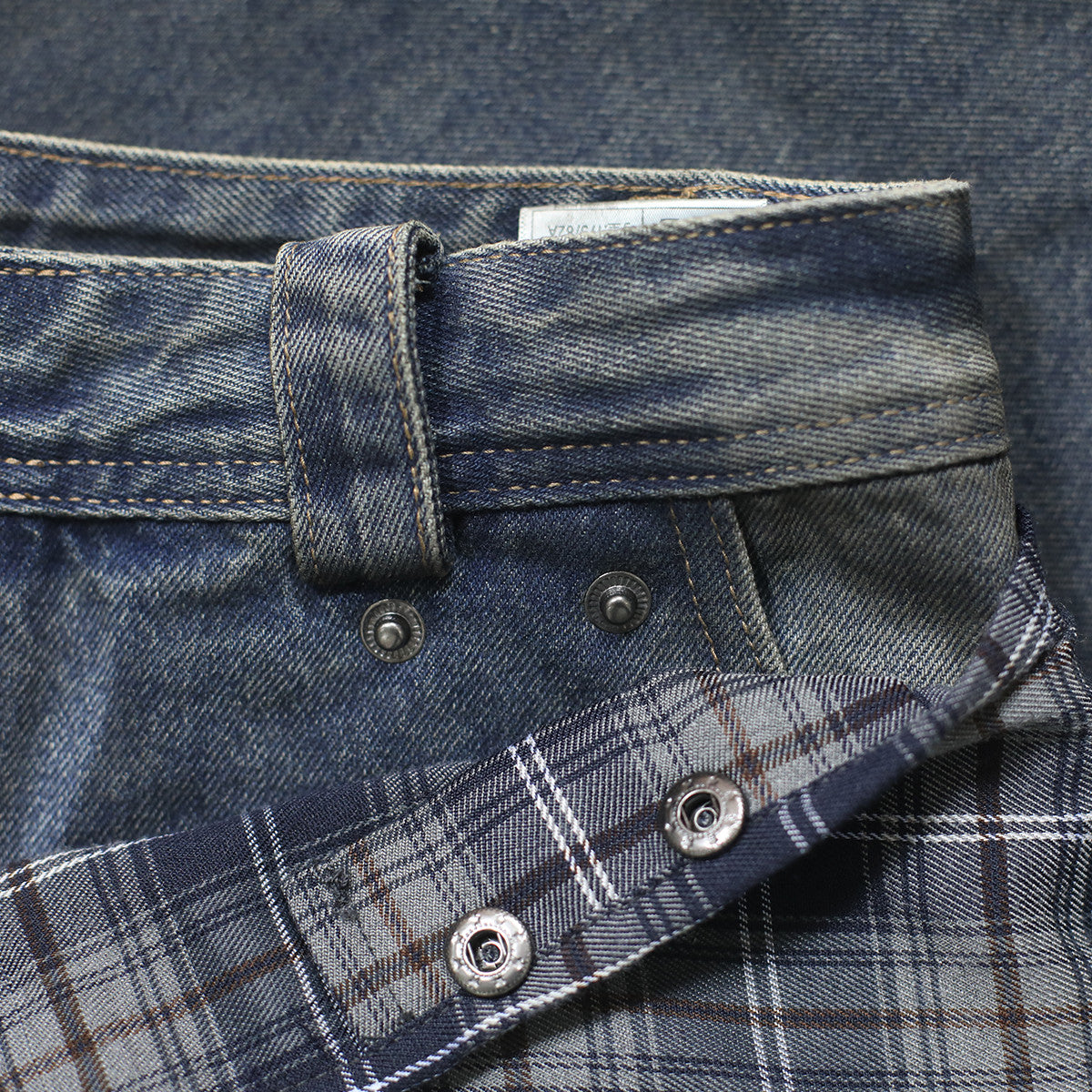 Unisex Loose Fit Straight-Leg Washed Jeans