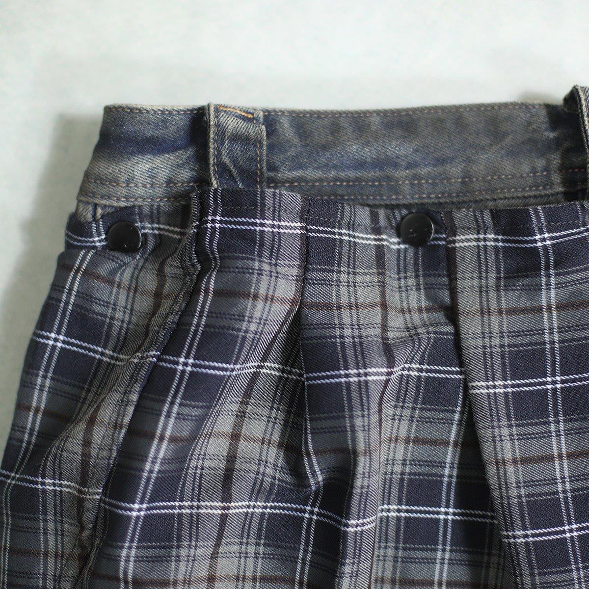 Unisex Loose Fit Straight-Leg Washed Jeans
