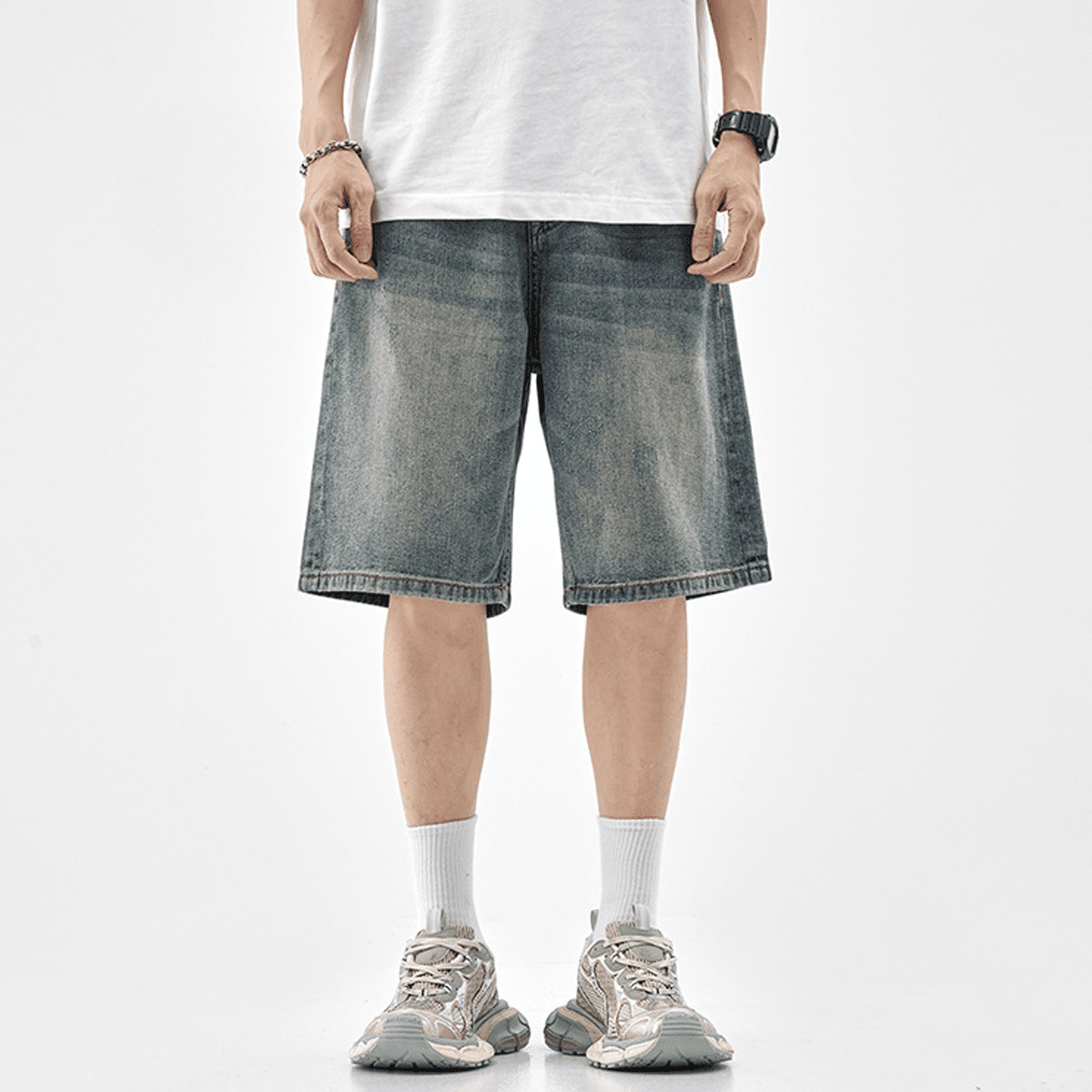 Vintage Straight-leg Loose Denim Shorts