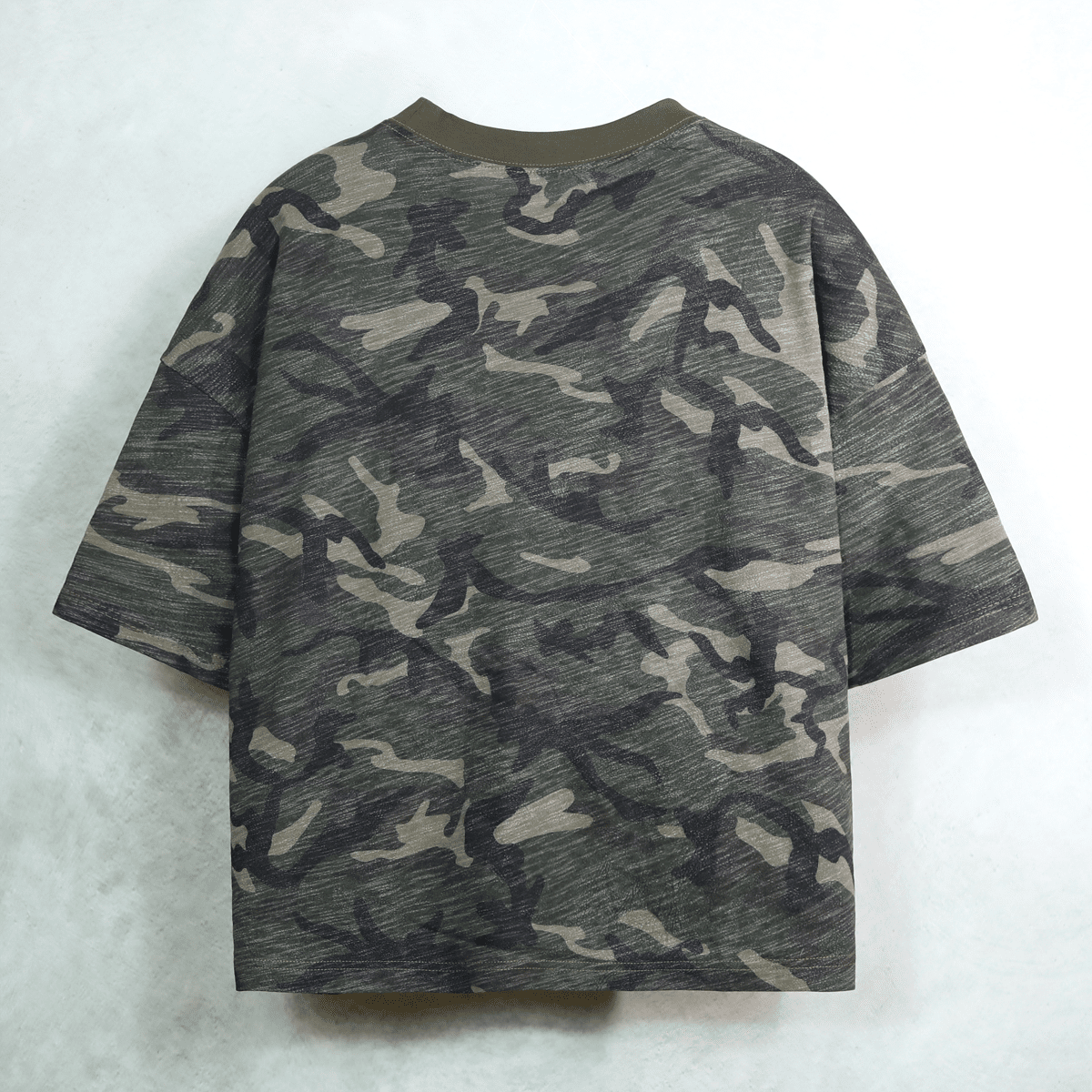 Unisex Heavyweight Camo Cropped Oversized T-Shirt (205GSM)
